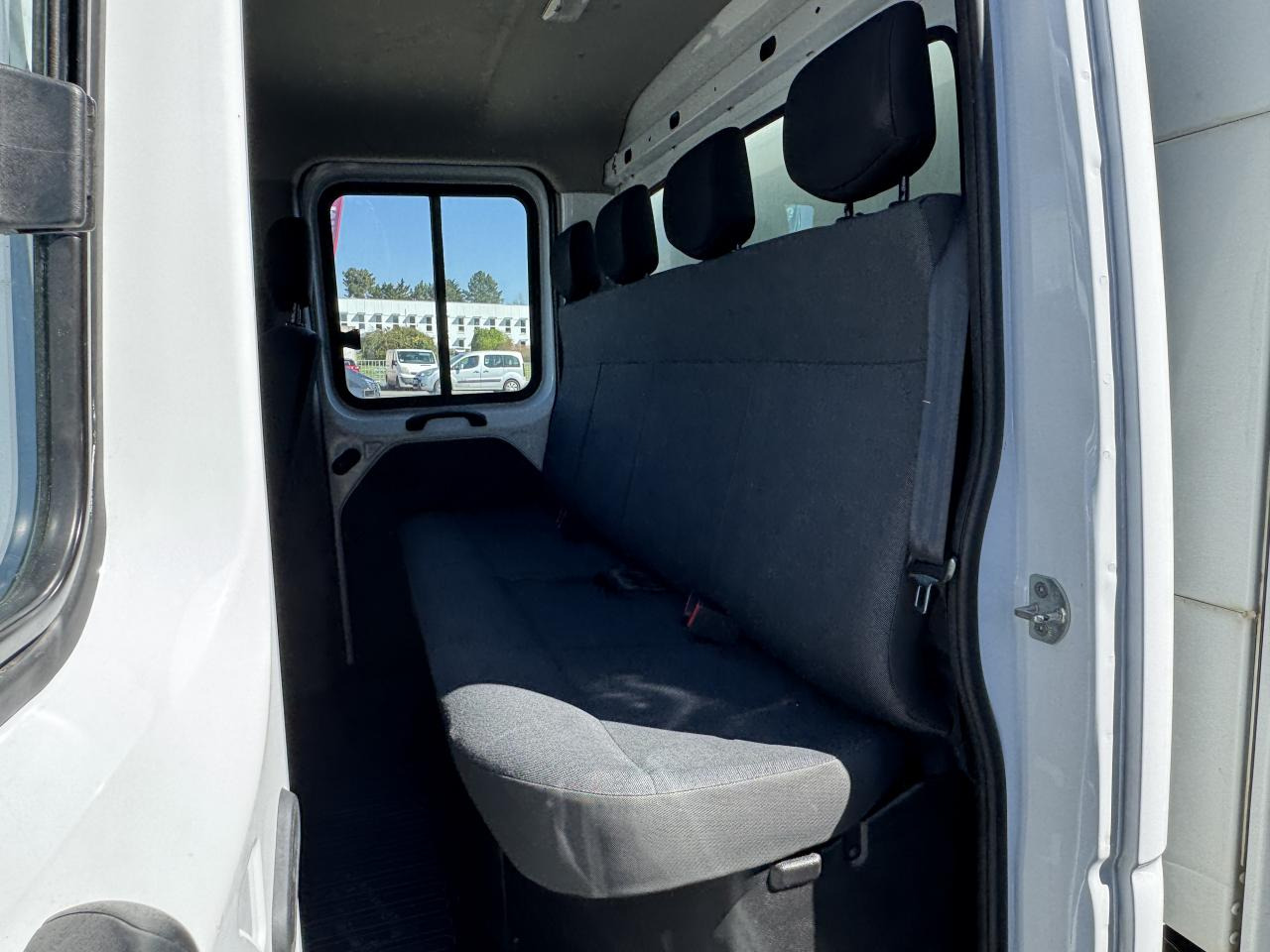 RENAULT MASTER 3T5 BENNE + COFFRE RJ DOUBLE CABINE 6 PL 2.3 DCI 130 CH CONFORT - Kipper Transporter: das Bild 5 RENAULT MASTER 3T5 BENNE + COFFRE RJ DOUBLE CABINE 6 PL 2.3 DCI 130 CH CONFORT - Kipper Transporter: das Bild 5