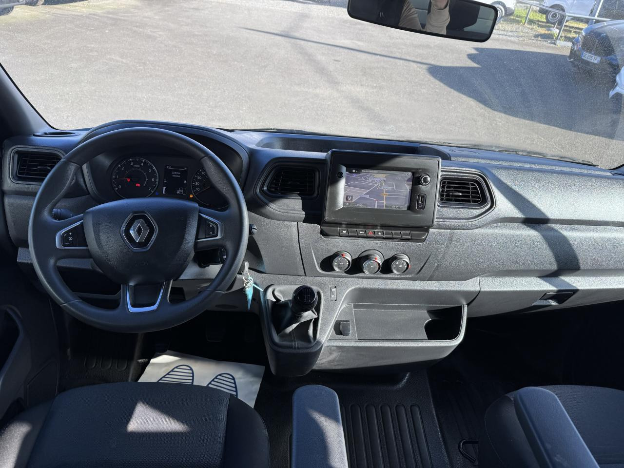 RENAULT MASTER 3T5 BENNE + COFFRE RJ DOUBLE CABINE 6 PL 2.3 DCI 130 CH CONFORT - Kipper Transporter: das Bild 3 RENAULT MASTER 3T5 BENNE + COFFRE RJ DOUBLE CABINE 6 PL 2.3 DCI 130 CH CONFORT - Kipper Transporter: das Bild 3