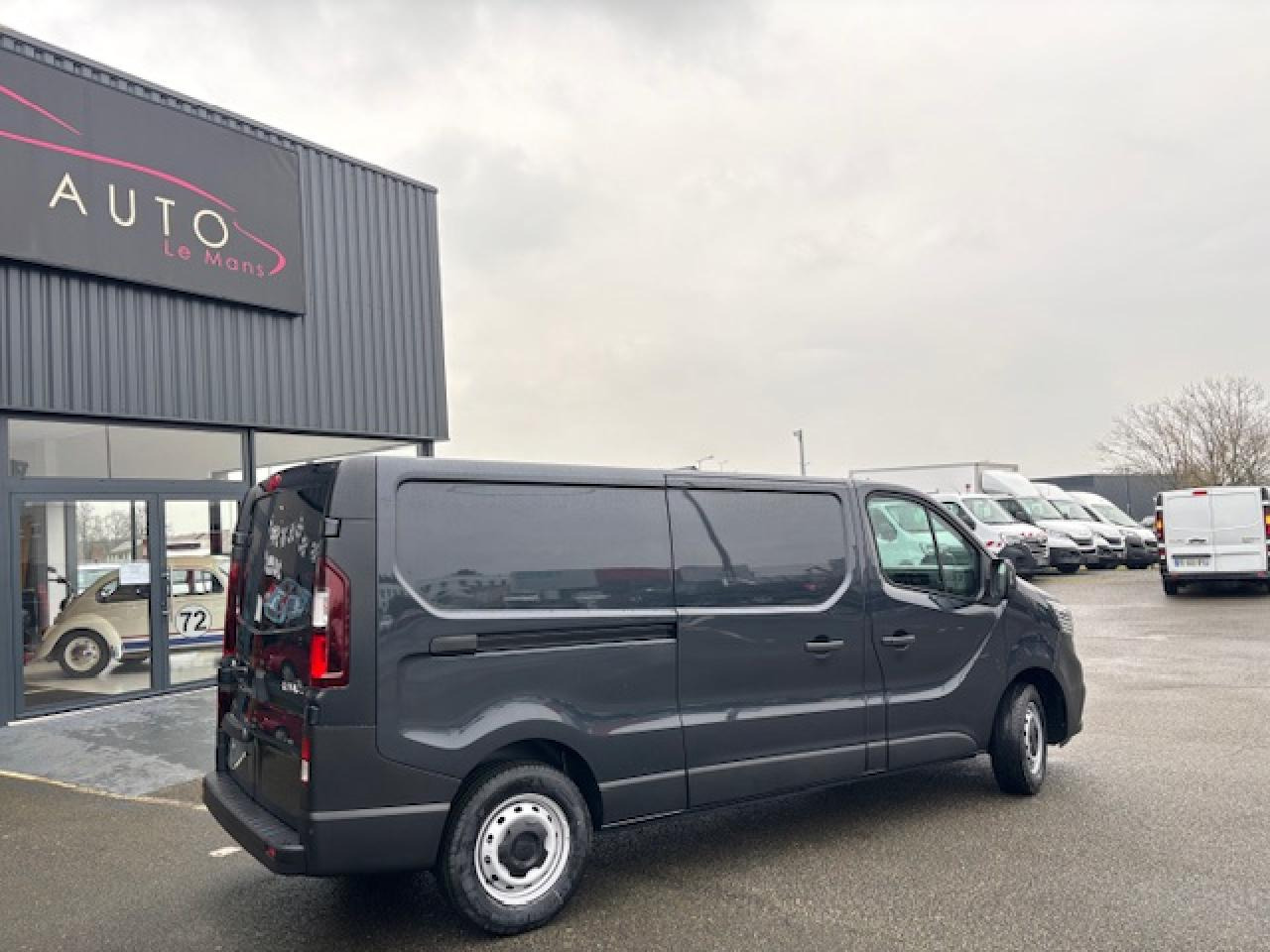 RENAULT Trafic L2H1 3000 Kg 2.0 Blue dCi - 150 - BV EDC Euro 6e III FOURGON Fourgon Grand Confort L2H1 PHAS - Kastenwagen: das Bild 5 RENAULT Trafic L2H1 3000 Kg 2.0 Blue dCi - 150 - BV EDC Euro 6e III FOURGON Fourgon Grand Confort L2H1 PHAS - Kastenwagen: das Bild 5