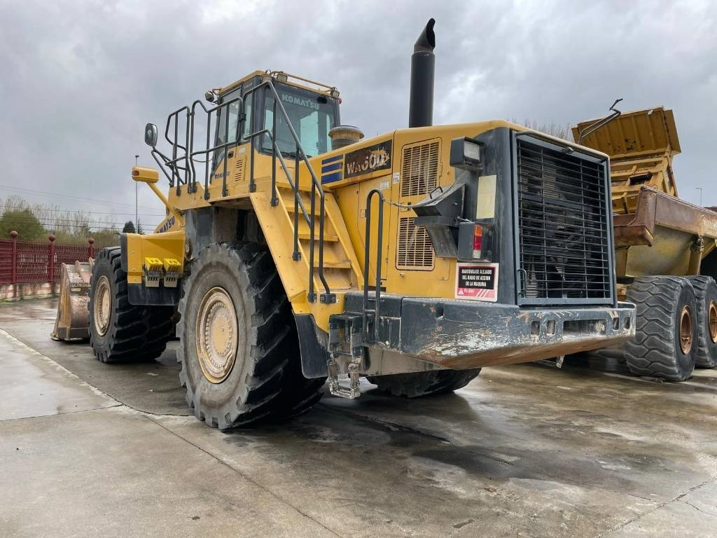 Komatsu WA 600-6 - Radlader: das Bild 1 Komatsu WA 600-6 - Radlader: das Bild 1