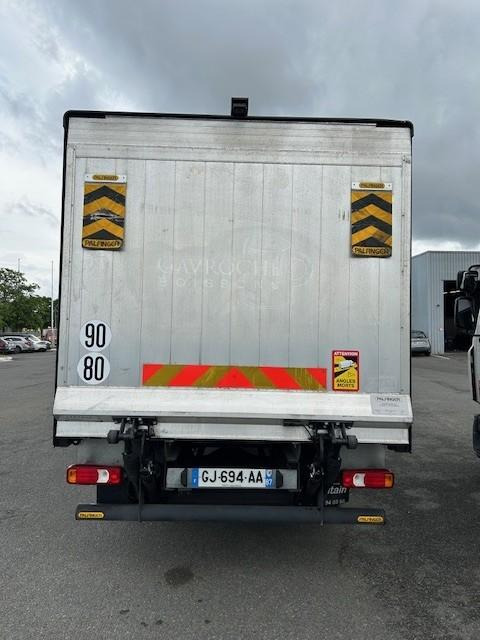 Iveco Daily 70C16 Plateau Brasseur Rideaux coulissant Hayon rabattable - Planen Transporter: das Bild 3 Iveco Daily 70C16 Plateau Brasseur Rideaux coulissant Hayon rabattable - Planen Transporter: das Bild 3