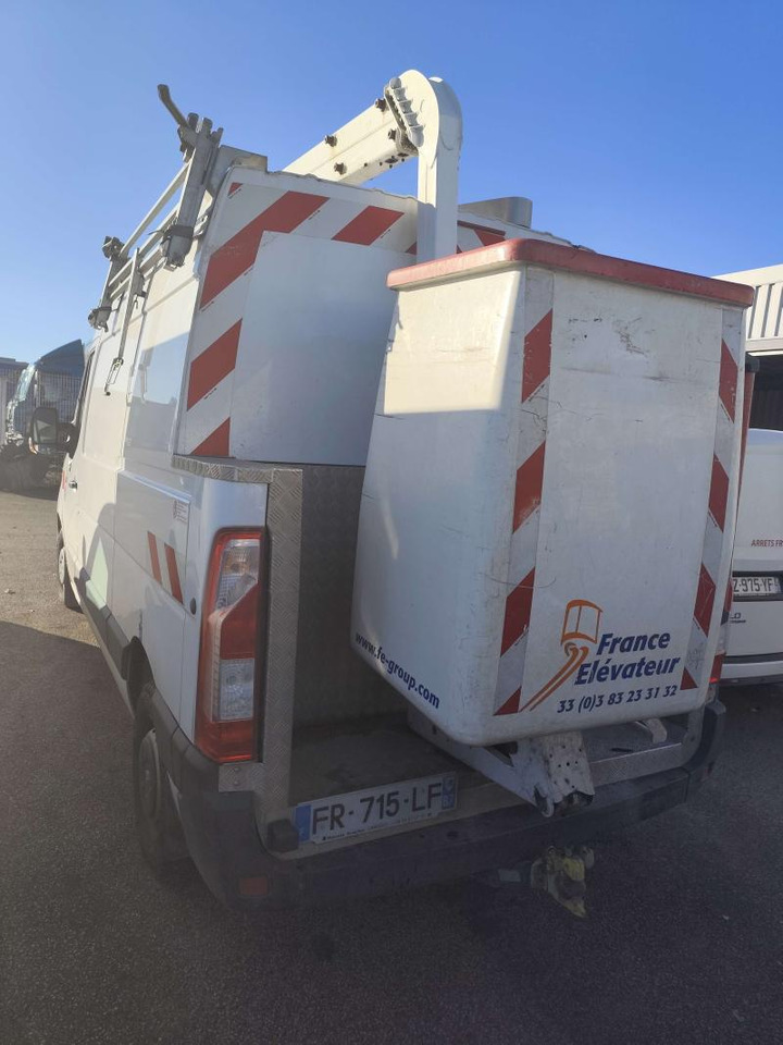 Renault Master RED Fourgon L2H2 145 ch Nacelle France Elévateur 121 Ftcc - LKW mit Arbeitsbühne: das Bild 3 Renault Master RED Fourgon L2H2 145 ch Nacelle France Elévateur 121 Ftcc - LKW mit Arbeitsbühne: das Bild 3