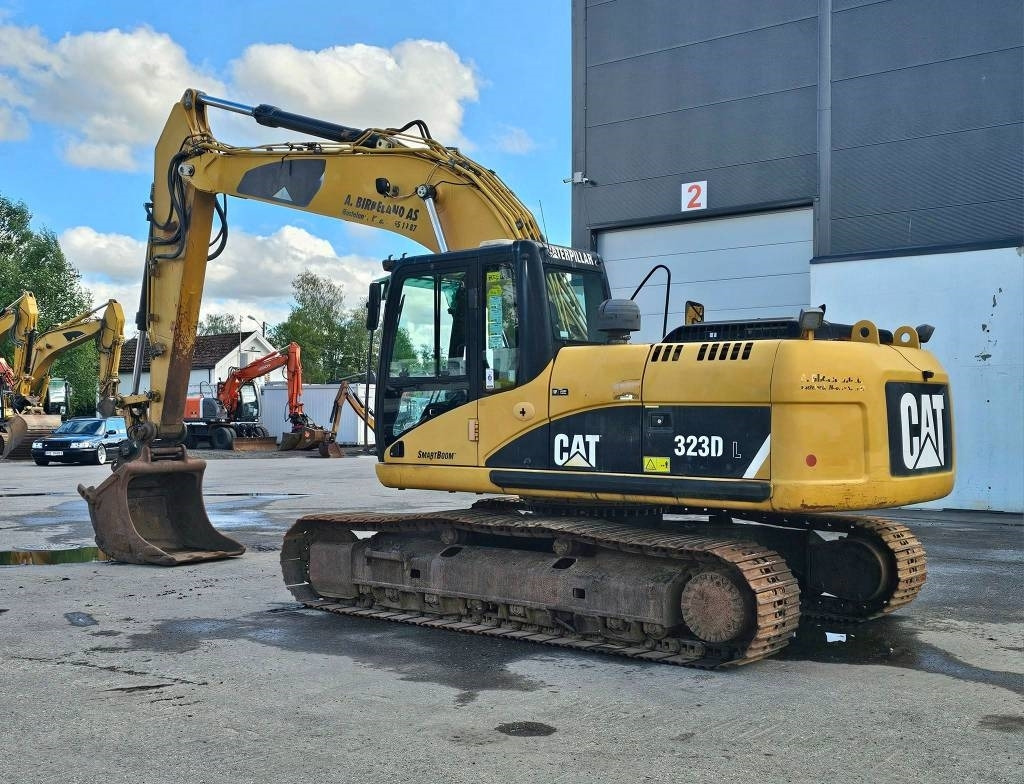 CAT 323 D L - Kettenbagger: das Bild 3 CAT 323 D L - Kettenbagger: das Bild 3