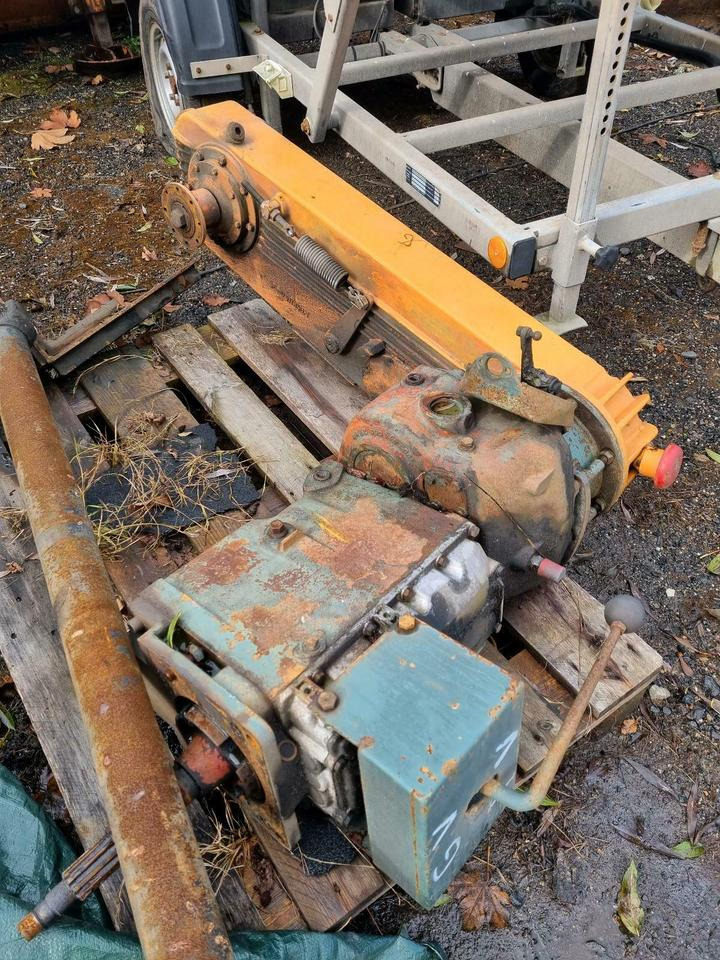 Bananengetriebe Unimog Schneefräse Getriebe Schmidt Schneeschleud - Getriebe für Kommunal-/ Sonderfahrzeug: das Bild 1 Bananengetriebe Unimog Schneefräse Getriebe Schmidt Schneeschleud - Getriebe für Kommunal-/ Sonderfahrzeug: das Bild 1