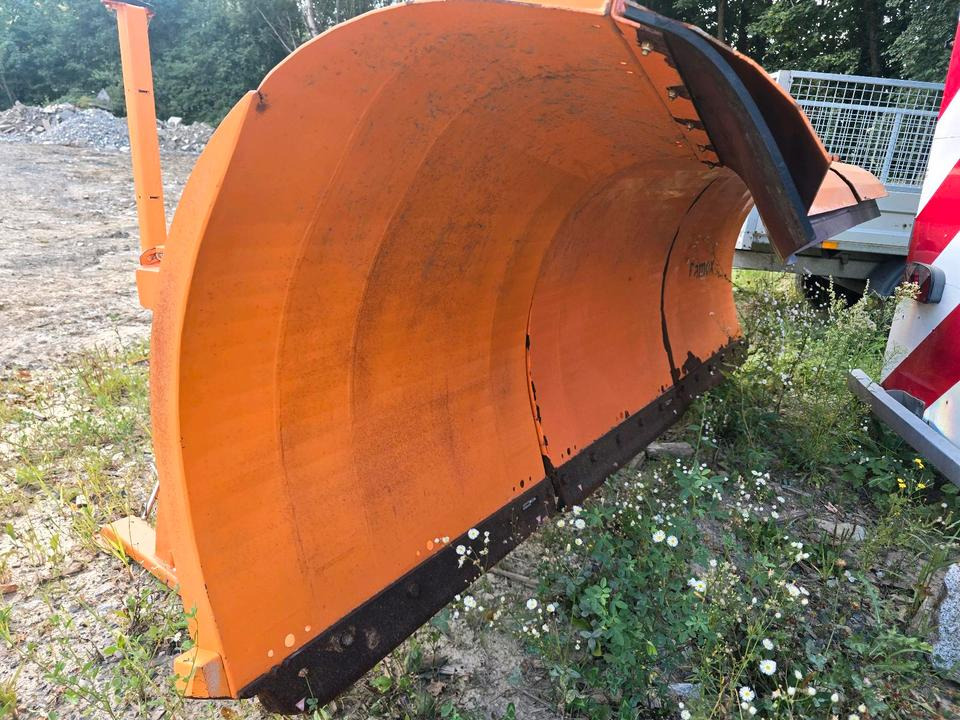 Bucher Schneepflug Ramox 300 NGR Schneeschieber Schneeschild Winterdienst Räumschild passend für Unimog 405/10 405/12 UGE UGN U300 U 300 400 500 - Schneepflug: das Bild 5 Bucher Schneepflug Ramox 300 NGR Schneeschieber Schneeschild Winterdienst Räumschild passend für Unimog 405/10 405/12 UGE UGN U300 U 300 400 500 - Schneepflug: das Bild 5