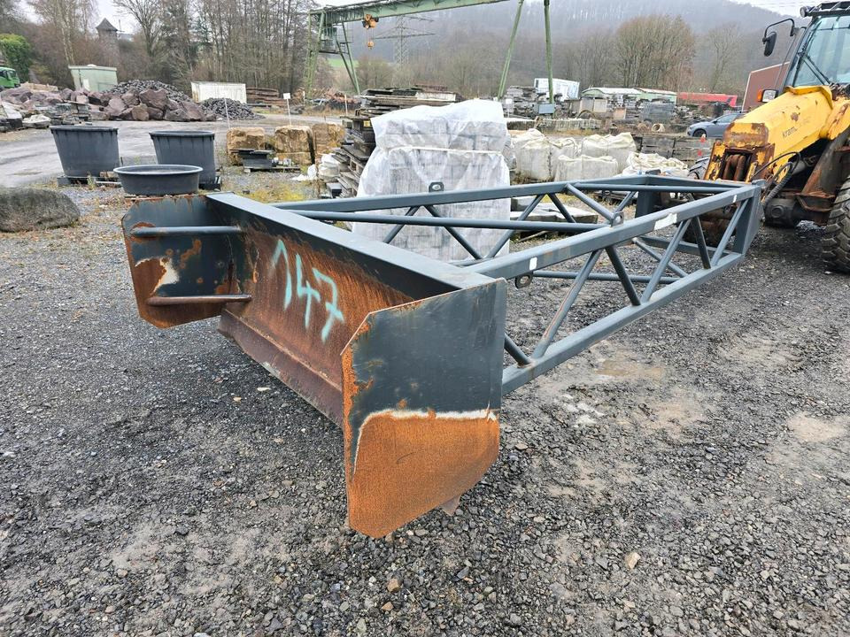 Flötzinger SS Getreideschieber Salzschieber Materialschieber Schaufel für Kramer 680T Radlader Teleskoplader Radteleskoplader Teleskopradlader 580T 480T 680 580 480 - Schneepflug: das Bild 4 Flötzinger SS Getreideschieber Salzschieber Materialschieber Schaufel für Kramer 680T Radlader Teleskoplader Radteleskoplader Teleskopradlader 580T 480T 680 580 480 - Schneepflug: das Bild 4