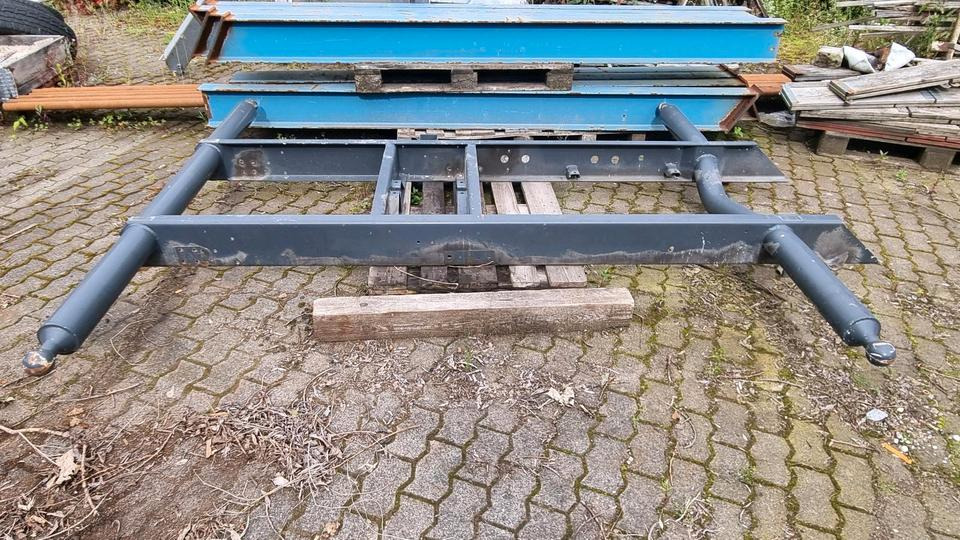 Kipperrahmen Unimog U500 405 U 500 527 530 535 Kipperspinne Mercedes-Benz - Rahmen/ Chassis für Kommunal-/ Sonderfahrzeug: das Bild 2 Kipperrahmen Unimog U500 405 U 500 527 530 535 Kipperspinne Mercedes-Benz - Rahmen/ Chassis für Kommunal-/ Sonderfahrzeug: das Bild 2