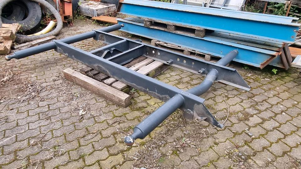 Kipperrahmen Unimog U500 405 U 500 527 530 535 Kipperspinne Mercedes-Benz - Rahmen/ Chassis für Kommunal-/ Sonderfahrzeug: das Bild 1 Kipperrahmen Unimog U500 405 U 500 527 530 535 Kipperspinne Mercedes-Benz - Rahmen/ Chassis für Kommunal-/ Sonderfahrzeug: das Bild 1