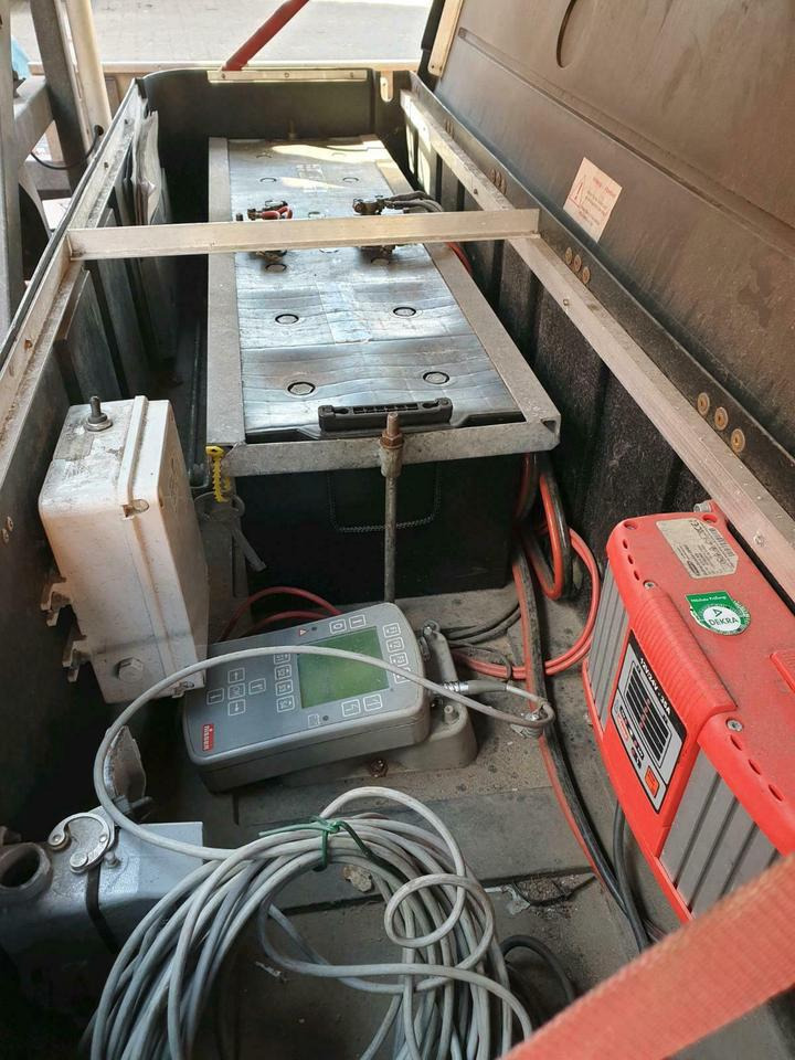 Nissen LED Vorwarntafel Verkehrssicherung Verkehrsleittafel unimo - Baugeräte, Anhänger: das Bild 4 Nissen LED Vorwarntafel Verkehrssicherung Verkehrsleittafel unimo - Baugeräte, Anhänger: das Bild 4