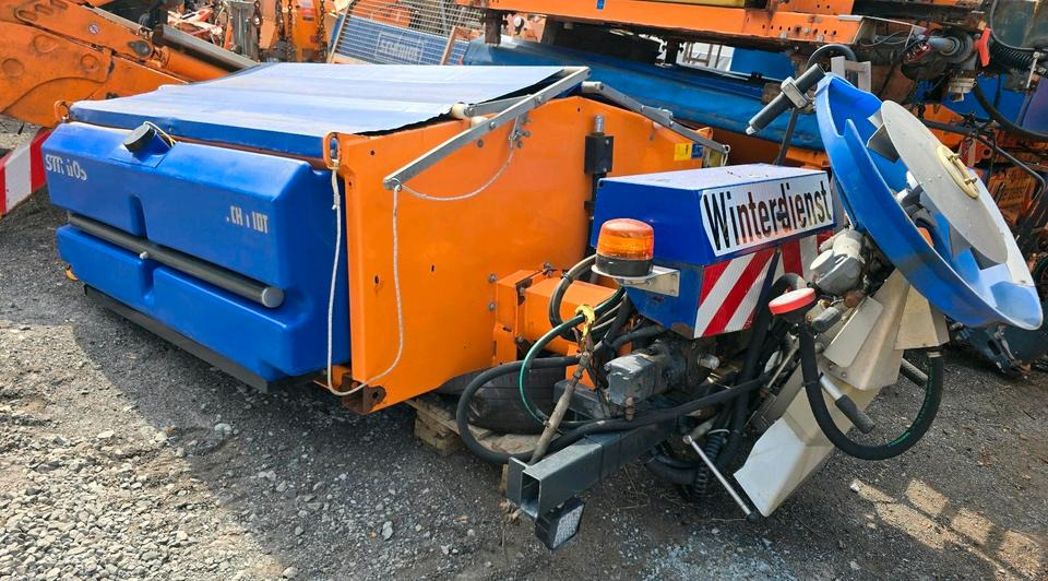 Schmidt Stratos F17L-19 Salzstreuer Streuautomat FS 30 Winterdienst Streusilo für Unimog 405 UGE UGN U 290 300 20 - Salzstreuer: das Bild 1 Schmidt Stratos F17L-19 Salzstreuer Streuautomat FS 30 Winterdienst Streusilo für Unimog 405 UGE UGN U 290 300 20 - Salzstreuer: das Bild 1