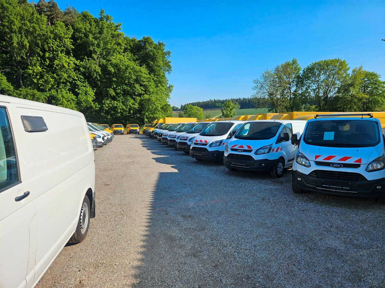 Ford Transit Custom Sortimo Werkstatt AHK 1.Hd - Personentransporter: das Bild 2 Ford Transit Custom Sortimo Werkstatt AHK 1.Hd - Personentransporter: das Bild 2