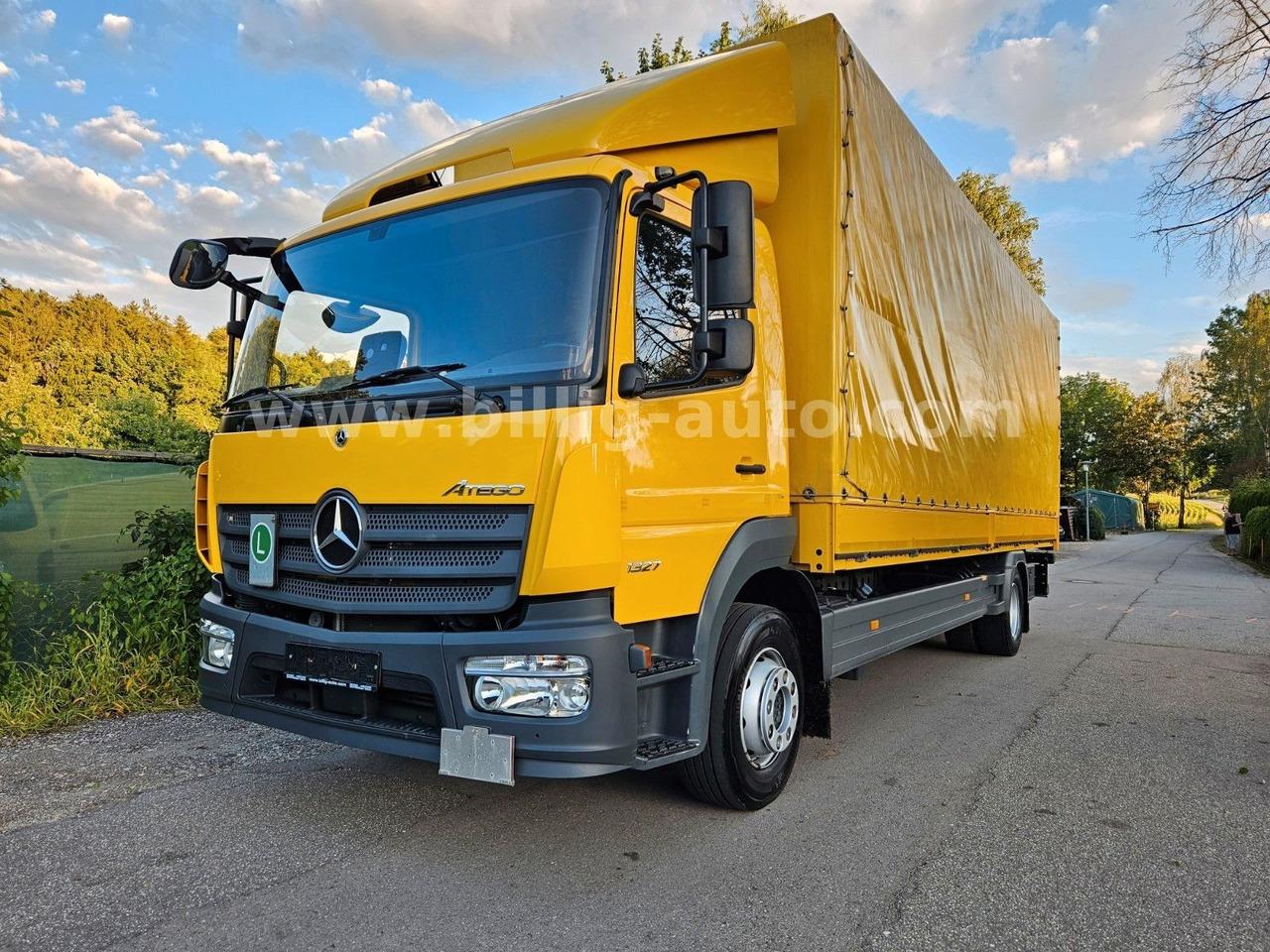 Mercedes-Benz Atego 1327 L * BREMS/SPUR-ASS*DIFF.*LBW*AHK*7.2m - Koffer LKW: das Bild 1 Mercedes-Benz Atego 1327 L * BREMS/SPUR-ASS*DIFF.*LBW*AHK*7.2m - Koffer LKW: das Bild 1
