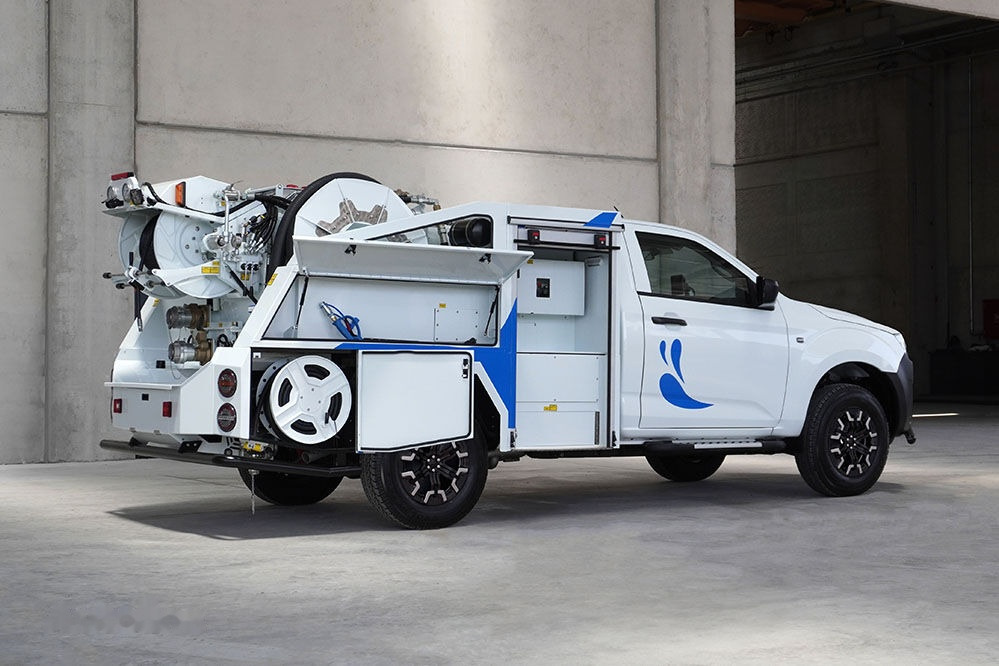 EFEMMAK Xs-Combi Combined Sewer Jetting And Vacuum Vehicle - Saug-/ Spülfahrzeug: das Bild 3 EFEMMAK Xs-Combi Combined Sewer Jetting And Vacuum Vehicle - Saug-/ Spülfahrzeug: das Bild 3