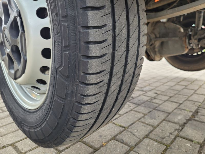 LKW mit Arbeitsbühne Iveco Daily 35S11 podnośnik koszowy 20 m Multitel MX200 bucket truck boom lift: das Bild 19 LKW mit Arbeitsbühne Iveco Daily 35S11 podnośnik koszowy 20 m Multitel MX200 bucket truck boom lift: das Bild 19