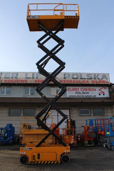 Scherenbühne JCB podnośnik nożycowy elektryczny 12 m JCB S3246E: das Bild 7