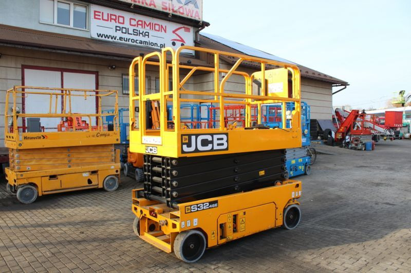 JCB podnośnik nożycowy elektryczny 12 m JCB S3246E electric scissor lift - Scherenbühne: das Bild 1 JCB podnośnik nożycowy elektryczny 12 m JCB S3246E electric scissor lift - Scherenbühne: das Bild 1