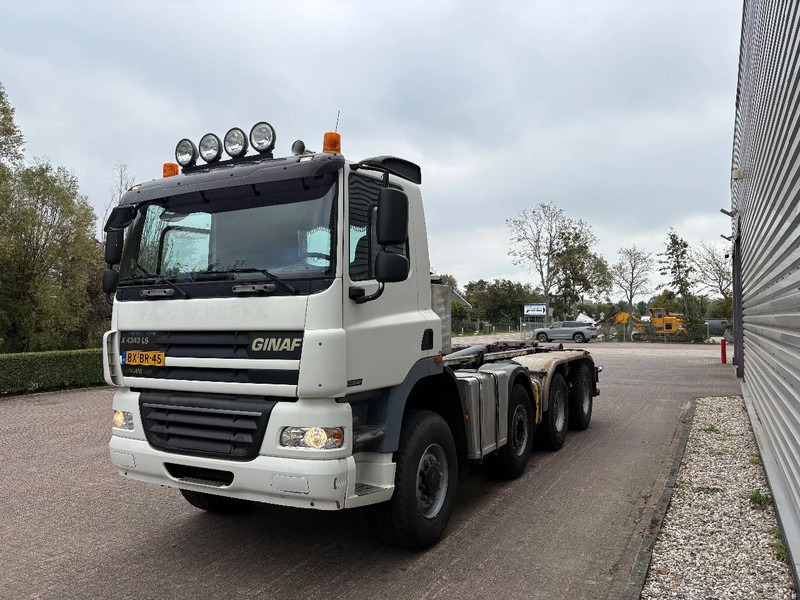 Ginaf X 4343 TS 8x6 / 35 TON VDL systeem / HANDGESCHAKELD / APK - TUV JULI 2026 / - Abrollkipper: das Bild 2 Ginaf X 4343 TS 8x6 / 35 TON VDL systeem / HANDGESCHAKELD / APK - TUV JULI 2026 / - Abrollkipper: das Bild 2