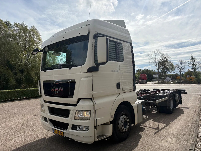 MAN TGX 26.400 / 6x2-2 LL / TUV - APK DECEMBER 2025 / - Fahrgestell LKW: das Bild 2 MAN TGX 26.400 / 6x2-2 LL / TUV - APK DECEMBER 2025 / - Fahrgestell LKW: das Bild 2