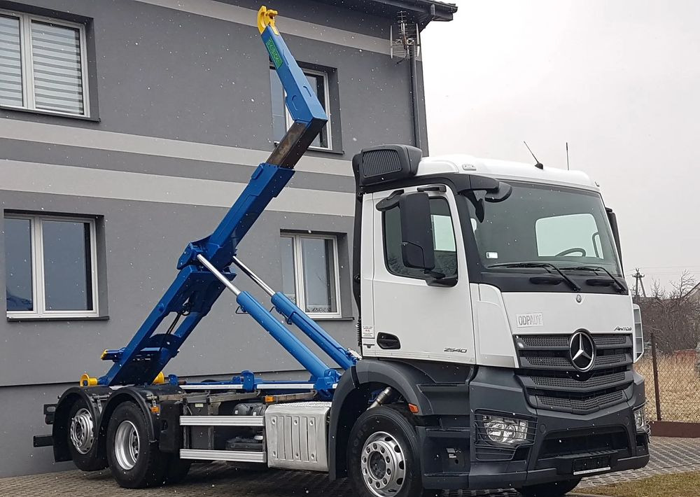 Mercedes-Benz ANTOS ACTROS HAKOWIEC 3 OSIE 6x2 KLIMA HAKOWIEC DO KONTENERÓW - Abrollkipper: das Bild 1 Mercedes-Benz ANTOS ACTROS HAKOWIEC 3 OSIE 6x2 KLIMA HAKOWIEC DO KONTENERÓW - Abrollkipper: das Bild 1