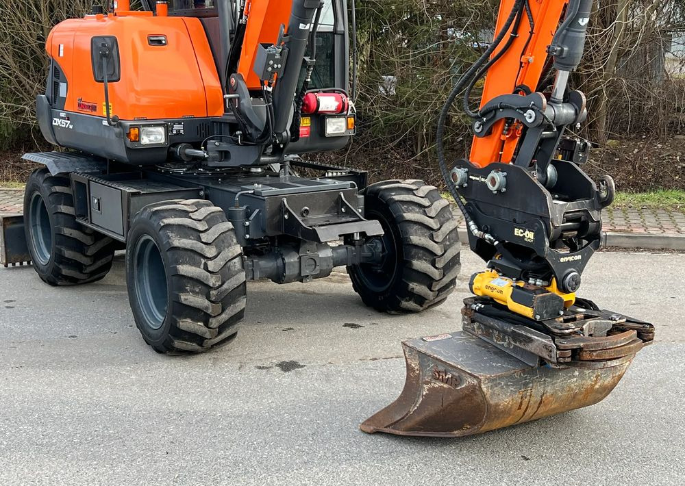 Doosan DOOSAN DX57W *ROTOTILT* 2200 Motogodzin * Jak Nowa * Sprowadzona * Stan Perfekcyjny - Mobilbagger: das Bild 3 Doosan DOOSAN DX57W *ROTOTILT* 2200 Motogodzin * Jak Nowa * Sprowadzona * Stan Perfekcyjny - Mobilbagger: das Bild 3