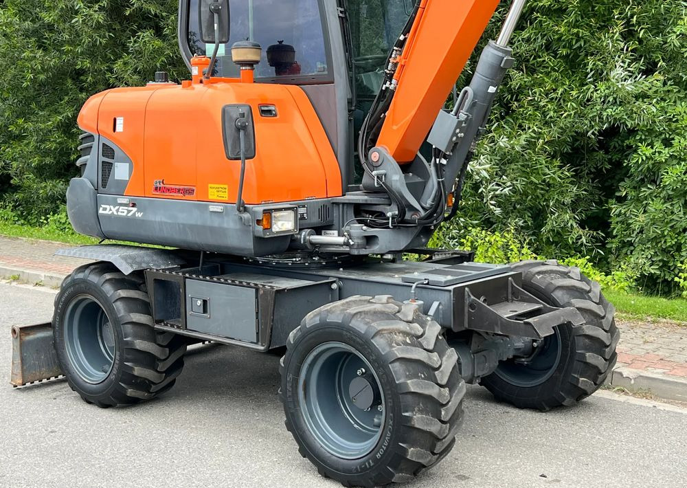 Doosan DOOSAN DX57W *ROTOTILT* 2200 Motogodzin * Jak Nowa * Sprowadzona * Stan Perfekcyjny - Mobilbagger: das Bild 5 Doosan DOOSAN DX57W *ROTOTILT* 2200 Motogodzin * Jak Nowa * Sprowadzona * Stan Perfekcyjny - Mobilbagger: das Bild 5