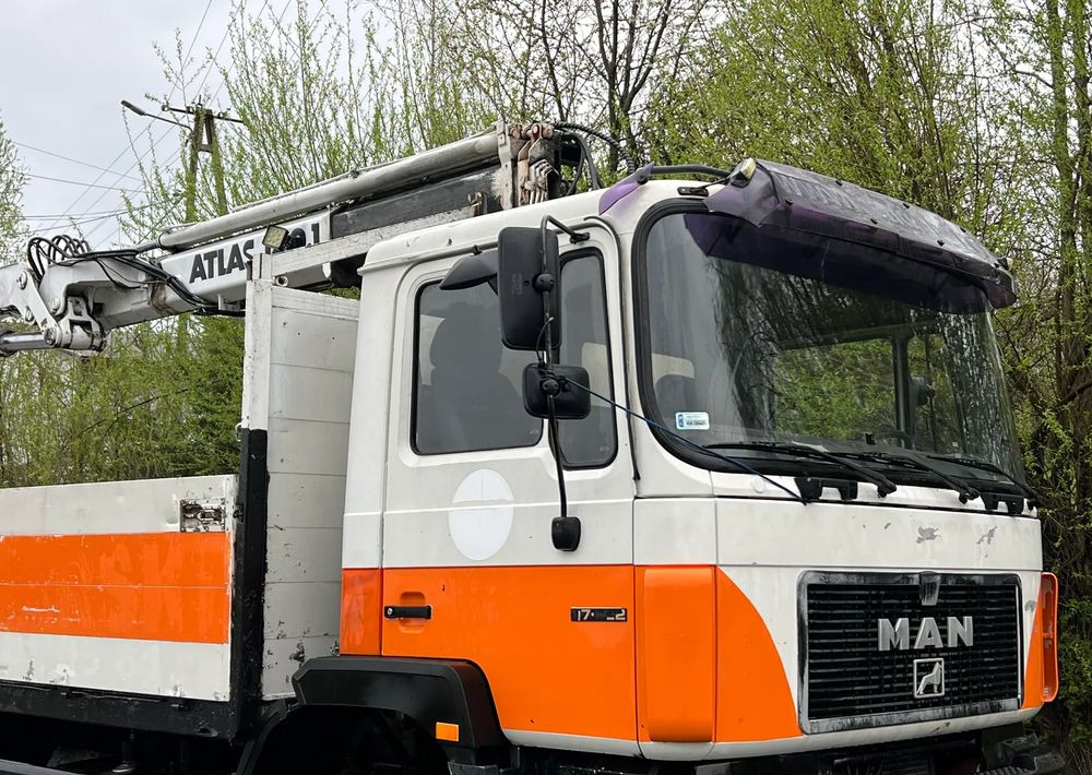MAN 27-322 MAN 6x4 HDS ATLAS 140 - Pritsche LKW, Autokran: das Bild 2 MAN 27-322 MAN 6x4 HDS ATLAS 140 - Pritsche LKW, Autokran: das Bild 2