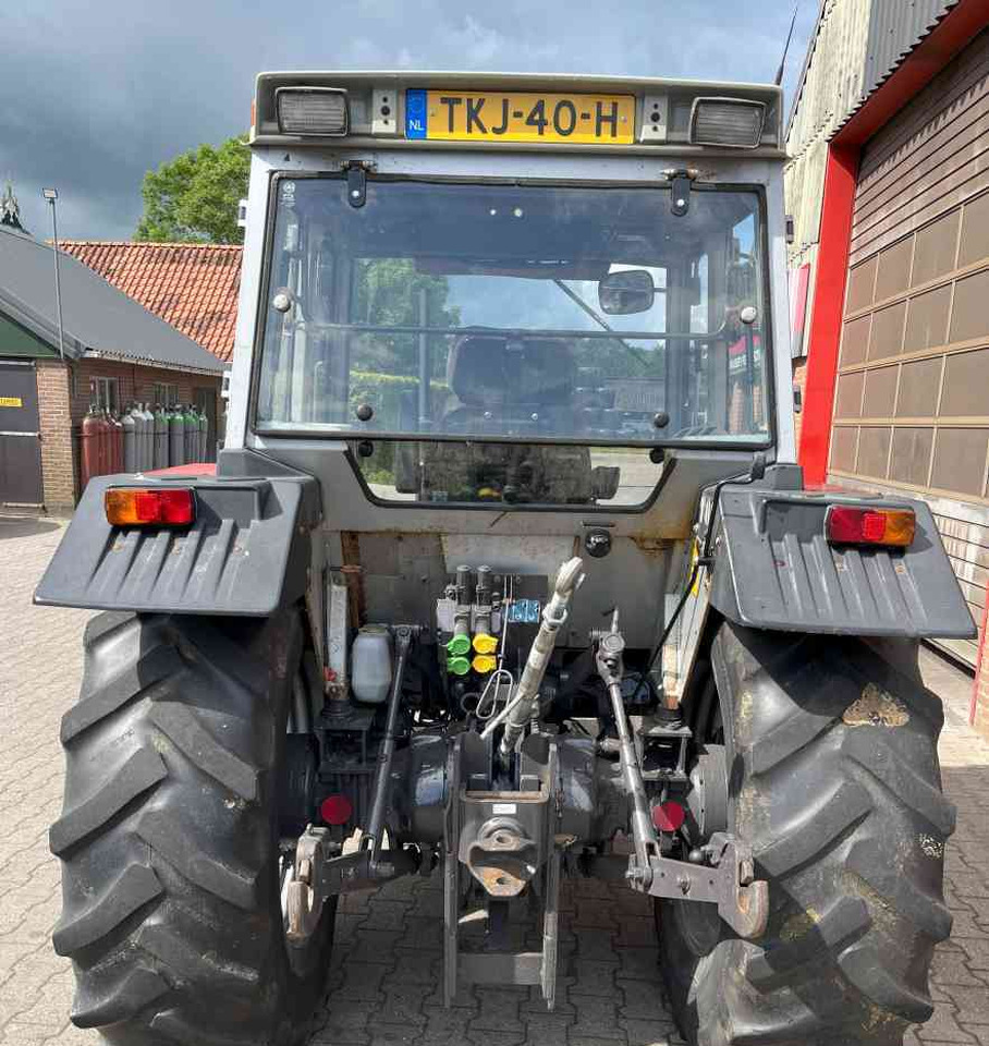Massey Ferguson 352 Turbo Tractoren. - Traktor: das Bild 5 Massey Ferguson 352 Turbo Tractoren. - Traktor: das Bild 5