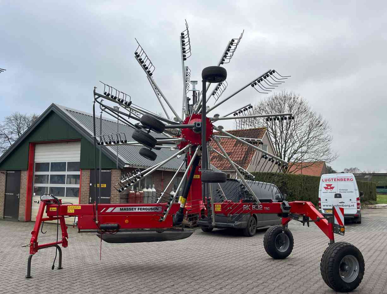 Massey Ferguson RK 802 TRC weidebouwmachines Fella Hark Rake Zwiller - Heuwender/ Wenderechen: das Bild 5 Massey Ferguson RK 802 TRC weidebouwmachines Fella Hark Rake Zwiller - Heuwender/ Wenderechen: das Bild 5