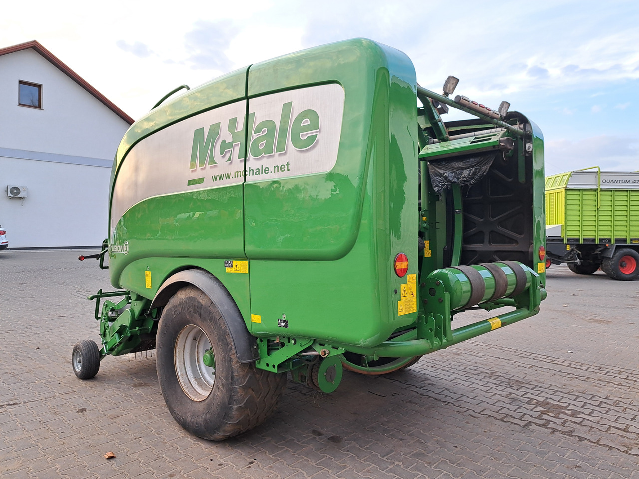 McHALE Fusion 3 - Rundballenpresse: das Bild 4 McHALE Fusion 3 - Rundballenpresse: das Bild 4