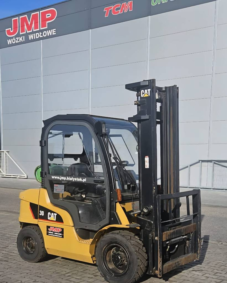 CAT GP 30 N - Treibgasstapler: das Bild 2 CAT GP 30 N - Treibgasstapler: das Bild 2