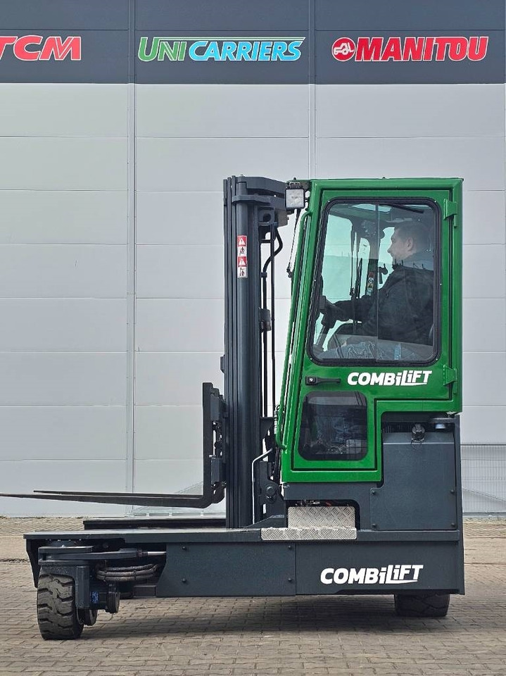Combilift C 4000 D MK4 150 hrs RENTED - Vierwegstapler: das Bild 5 Combilift C 4000 D MK4 150 hrs RENTED - Vierwegstapler: das Bild 5