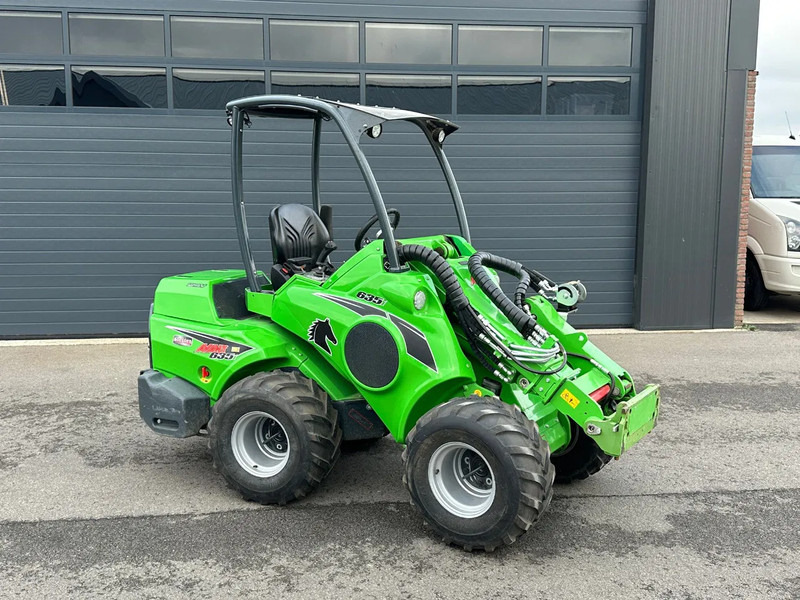 Avant 635i mini-shovel - Deltalader: das Bild 2 Avant 635i mini-shovel - Deltalader: das Bild 2