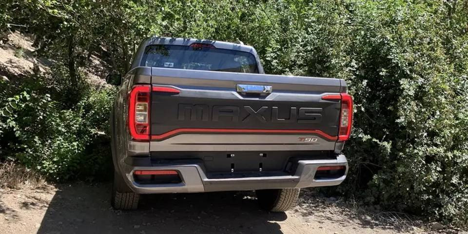 NEW MAXUS T90 Pickup 4x4 BiTurbo 215 HP Warranty up to 10 YEARS | НОВИЙ MAXUS T90 Пікап 4x4 BiTurbo 215 К.с. Гарантія до 10 РОКІВ - Pick-up: das Bild 5 NEW MAXUS T90 Pickup 4x4 BiTurbo 215 HP Warranty up to 10 YEARS | НОВИЙ MAXUS T90 Пікап 4x4 BiTurbo 215 К.с. Гарантія до 10 РОКІВ - Pick-up: das Bild 5