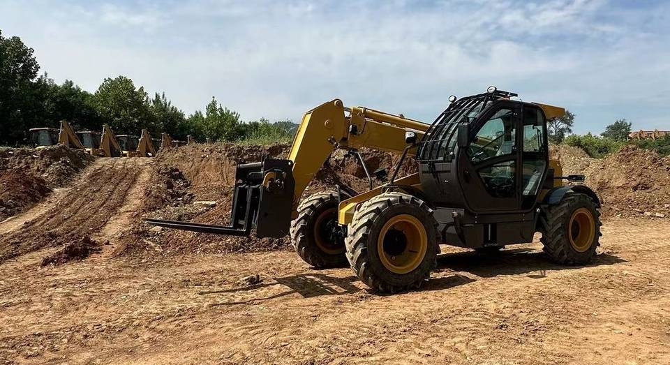 NEW MAXUS Telehandler Warranty НОВИЙ MAXUS Телескопічний навантажувач Гарантія NOWY MAXUS ładowarka teleskopowa widłowy Gwarancja - Teleskoplader: das Bild 5 NEW MAXUS Telehandler Warranty НОВИЙ MAXUS Телескопічний навантажувач Гарантія NOWY MAXUS ładowarka teleskopowa widłowy Gwarancja - Teleskoplader: das Bild 5