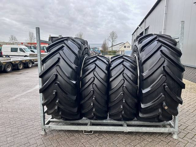 Bridgestone 650/65 R38 + 540/65 R28 VF - Felgen und Reifen für Landmaschine: das Bild 2 Bridgestone 650/65 R38 + 540/65 R28 VF - Felgen und Reifen für Landmaschine: das Bild 2