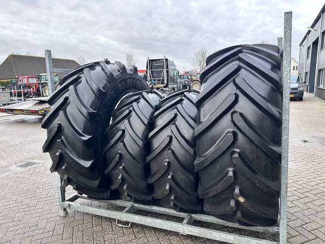 Bridgestone 650/65 R38 + 540/65 R28 VF - Felgen und Reifen für Landmaschine: das Bild 1 Bridgestone 650/65 R38 + 540/65 R28 VF - Felgen und Reifen für Landmaschine: das Bild 1
