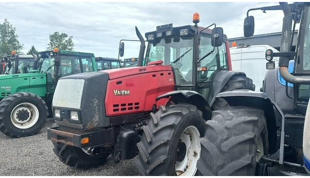 Valtra Valmet 8450, Voorasvering! - Traktor: das Bild 4 Valtra Valmet 8450, Voorasvering! - Traktor: das Bild 4