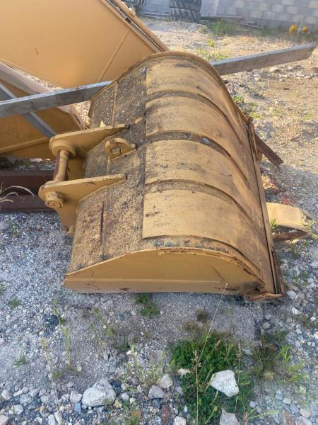 Bras Long Caterpillar 325 + Godet Neuf - Ausleger für Baumaschine: das Bild 4 Bras Long Caterpillar 325 + Godet Neuf - Ausleger für Baumaschine: das Bild 4