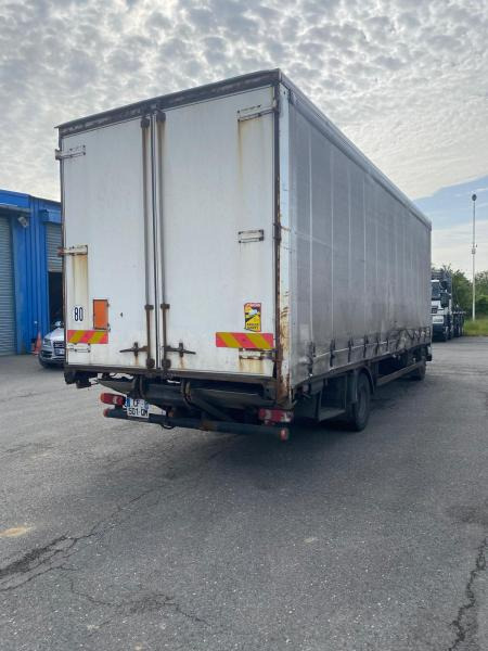 Renault 180 DXI - Plane LKW: das Bild 3 Renault 180 DXI - Plane LKW: das Bild 3