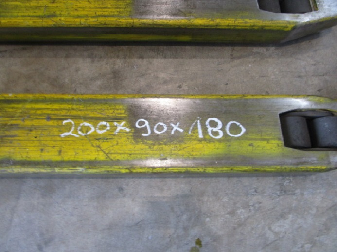 Druckmaschine ELEKTRO HUBAMEISE STÖCKLIN 3 PzS 270: das Bild 10 Druckmaschine ELEKTRO HUBAMEISE STÖCKLIN 3 PzS 270: das Bild 10