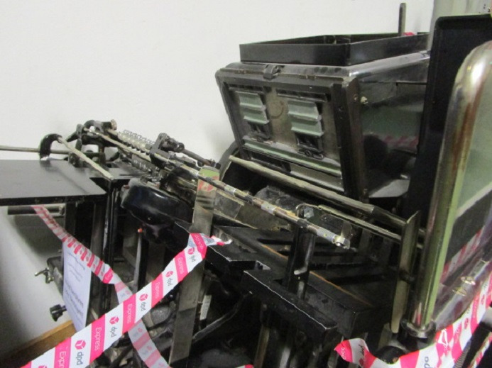 HEIDELBERG TIEGEL A3 - Offsetdruckmaschine: das Bild 2 HEIDELBERG TIEGEL A3 - Offsetdruckmaschine: das Bild 2