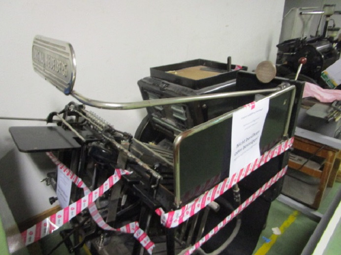 HEIDELBERG TIEGEL A3 - Offsetdruckmaschine: das Bild 1 HEIDELBERG TIEGEL A3 - Offsetdruckmaschine: das Bild 1