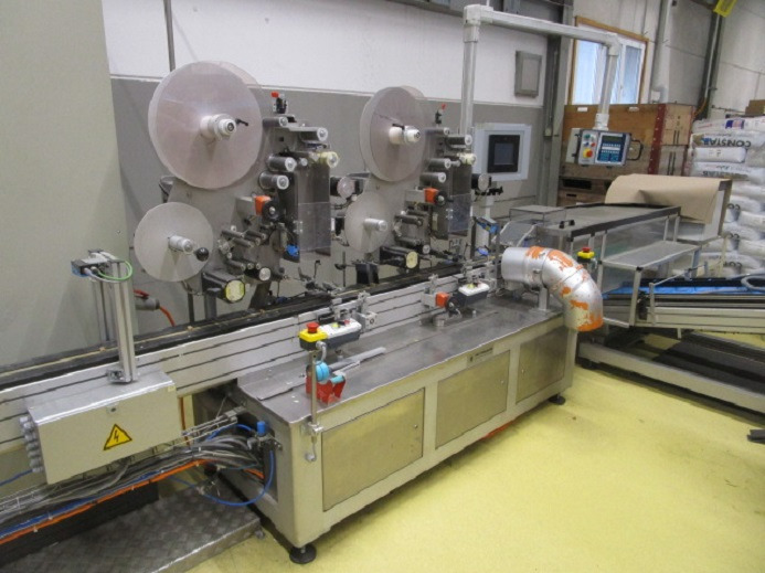 DECKEL ETIKETTIER ANLAGE SCHLEUTER GU 2 DO MIT 2xLÖFFELEINLEGESTATIONEN - Industriemaschine: das Bild 4 DECKEL ETIKETTIER ANLAGE SCHLEUTER GU 2 DO MIT 2xLÖFFELEINLEGESTATIONEN - Industriemaschine: das Bild 4