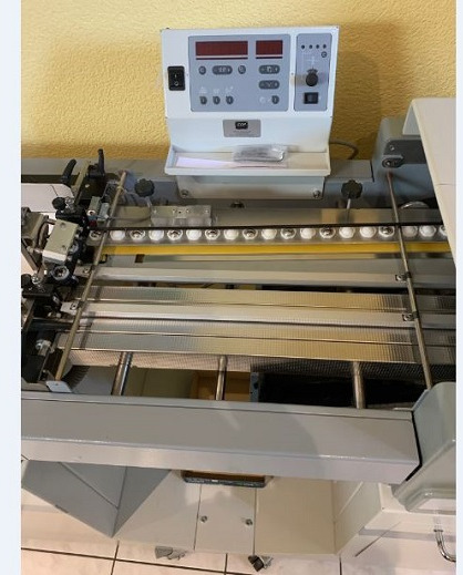 MB MULTIPLI FM 35/2 - Falzmaschine: das Bild 3 MB MULTIPLI FM 35/2 - Falzmaschine: das Bild 3