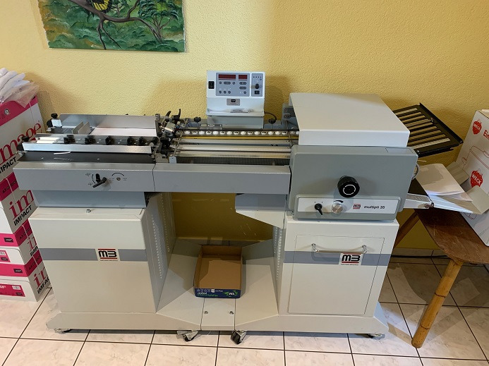 MB MULTIPLI FM 35/2 - Falzmaschine: das Bild 1 MB MULTIPLI FM 35/2 - Falzmaschine: das Bild 1