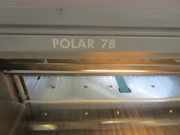 POLAR 78 ES - Papierschneidemaschine: das Bild 5 POLAR 78 ES - Papierschneidemaschine: das Bild 5