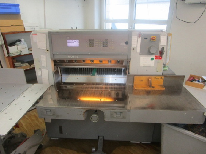 POLAR 78 ES - Papierschneidemaschine: das Bild 3 POLAR 78 ES - Papierschneidemaschine: das Bild 3