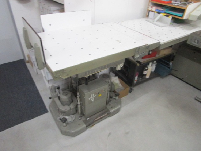 POLAR 92 EMC - Papierschneidemaschine: das Bild 5 POLAR 92 EMC - Papierschneidemaschine: das Bild 5
