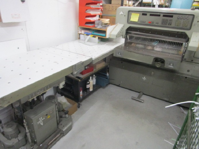 POLAR 92 EMC - Papierschneidemaschine: das Bild 3 POLAR 92 EMC - Papierschneidemaschine: das Bild 3