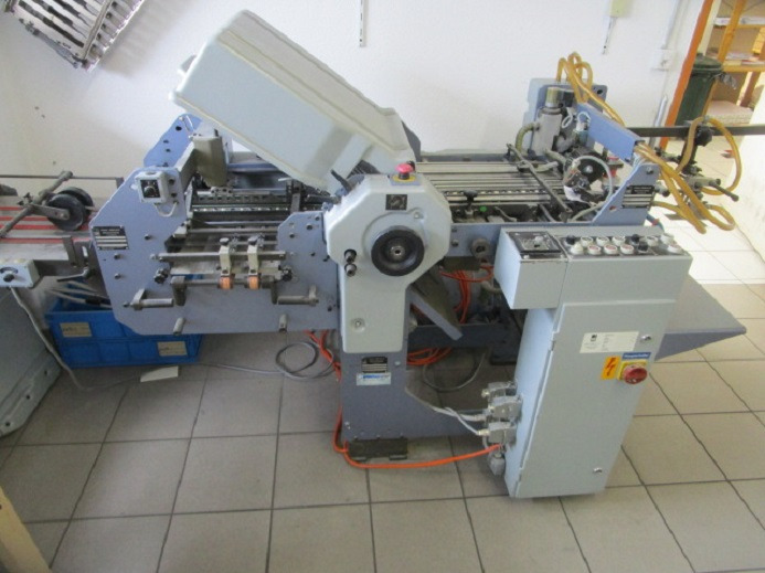 STAHL T36-4 / KB-F (BEIPACKZETTEL FÜR MEDIKAMENTE) - Falzmaschine: das Bild 1 STAHL T36-4 / KB-F (BEIPACKZETTEL FÜR MEDIKAMENTE) - Falzmaschine: das Bild 1